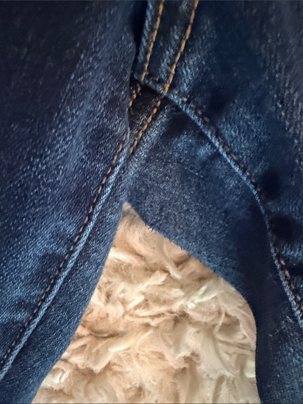 Judy Blue Jeans Size 16W Stretch Relaxed Fit Gently Used Distressed - Picture 4 of 14